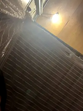 Snapshot of Tramy_xx chatting on October 2025 12:22:01 AM Tramy xx online show from October 2025 12:22:01 AM