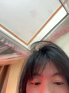 Snapshot of Tramy_xx chatting on February 2026 12:02:02 PM Tramy xx online show from February 2026 12:02:02 PM