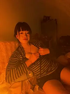 Tramy xx online show from June 2026 01:32:01 PM