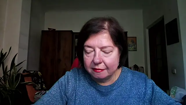 Violet Pulse online show from October 2025 12:01:02 PM