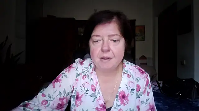 Violet Pulse online show from October 2025 12:18:02 PM