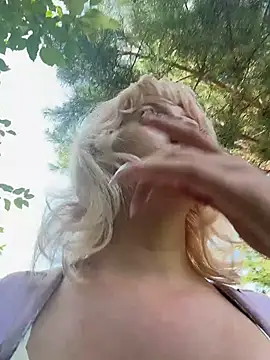 RonnieKiss online show from July 2026 08:10:01 AM