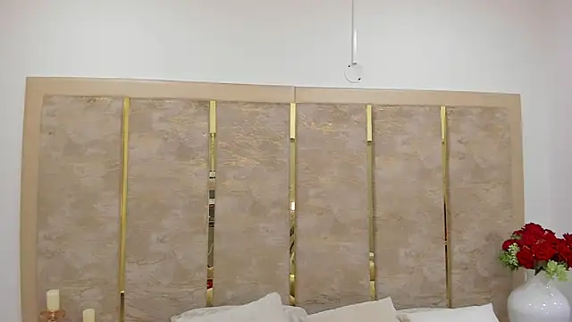 AnyaSosa  online show from September 2025 12:19:01 PM