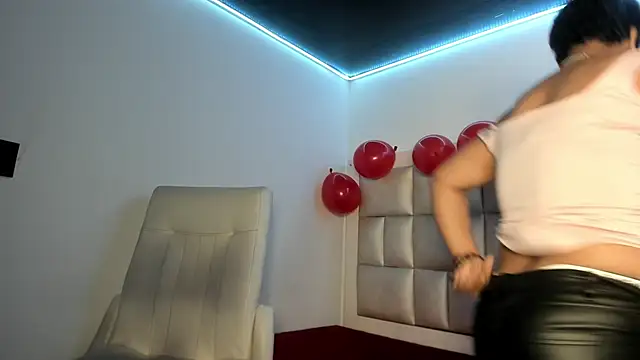 peyton  wat online show from March 2026 12:22:02 PM