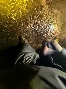 Snapshot of DICKLANKA chatting on January 2026 06:00:02 PM DICKLANKA online show from January 2026 06:00:02 PM