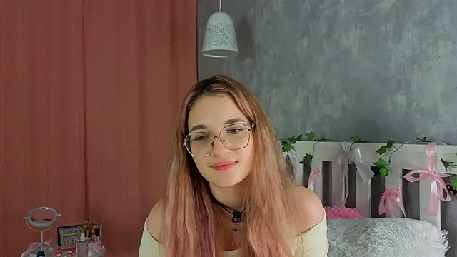 Snapshot of vivyboo111 chatting on March 2026 08:16:01 PM vivyboo111 online show from March 2026 08:16:01 PM