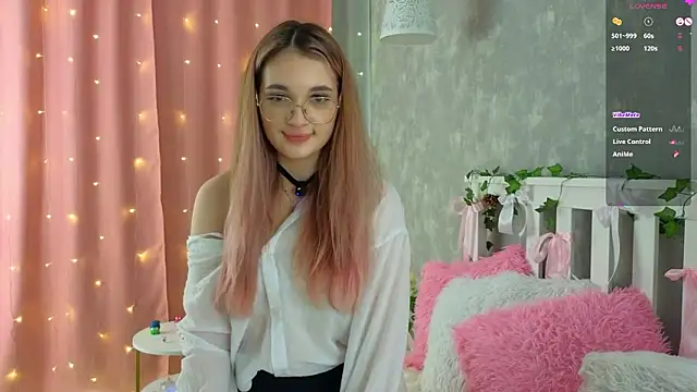 Snapshot of vivyboo111 chatting on March 2026 09:31:02 PM vivyboo111 online show from March 2026 09:31:02 PM