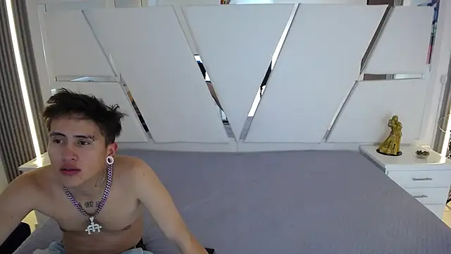 oblivionlove online show from July 2026 09:50:01 PM