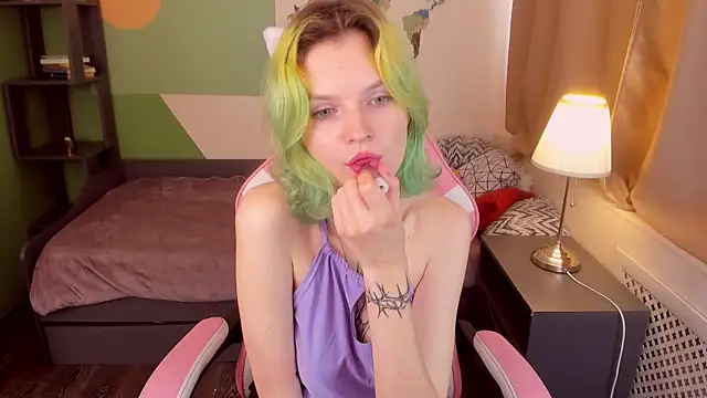 Snapshot of Lika_Sky chatting on June 2026 11:41:01 AM Lika Sky online show from June 2026 11:41:01 AM