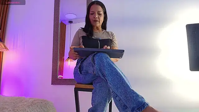 EvaGoddess  online show from March 2026 04:32:02 PM