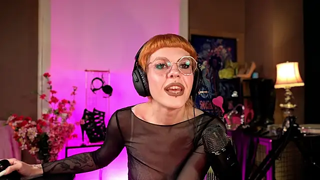 tacodeluxxxe online show from May 2026 12:29:01 AM