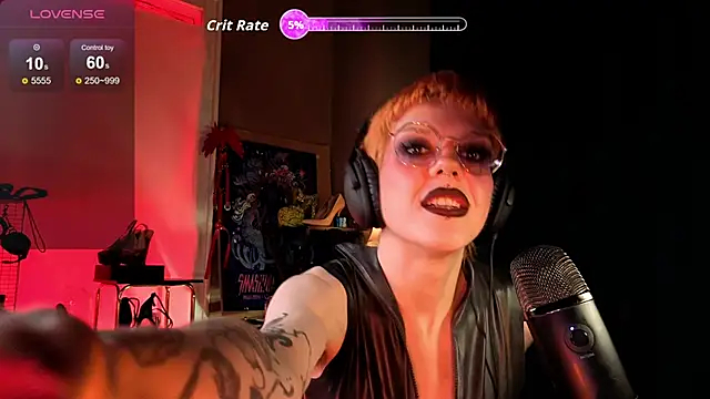 tacodeluxxxe online show from May 2026 10:52:02 PM