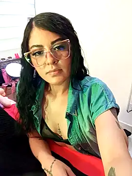 ValeNiitaLuv online show from November 2025 10:57:02 PM