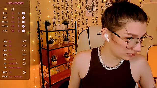 LinaBlossom  online show from June 2026 02:31:02 AM