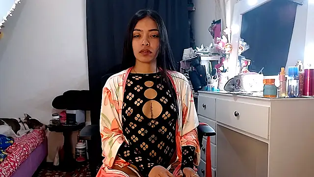 Snapshot of pocahot222 chatting on October 2025 09:48:01 PM pocahot222 online show from October 2025 09:48:01 PM