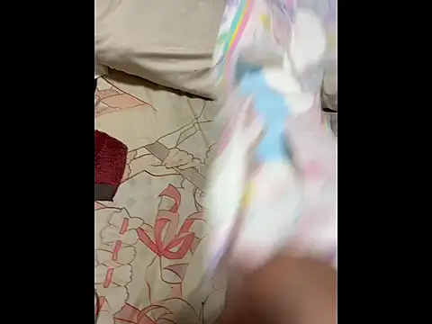 Snapshot of mino_bitter chatting on October 2025 02:46:01 PM mino bitter online show from October 2025 02:46:01 PM