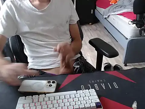 geil20CM2 online show from September 2025 11:22:02 AM