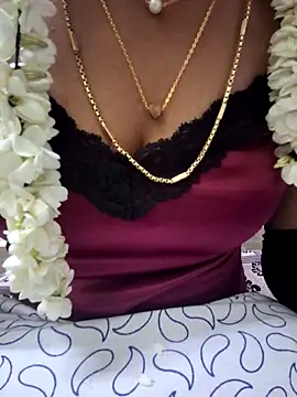 jasminetaml online show from October 2025 07:35:02 PM