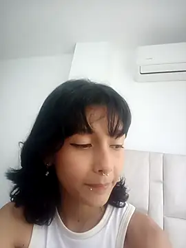 Snapshot of xoxo_milk chatting on September 2025 06:09:02 PM xoxo milk online show from September 2025 06:09:02 PM