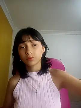 Snapshot of xoxo_milk chatting on October 2025 04:47:02 PM xoxo milk online show from October 2025 04:47:02 PM