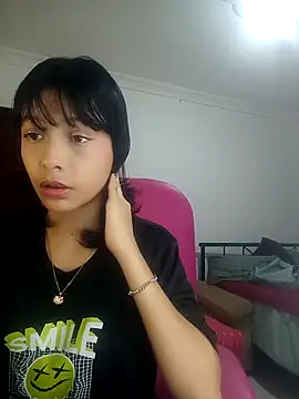 Snapshot of xoxo_milk chatting on November 2025 06:40:02 PM xoxo milk online show from November 2025 06:40:02 PM