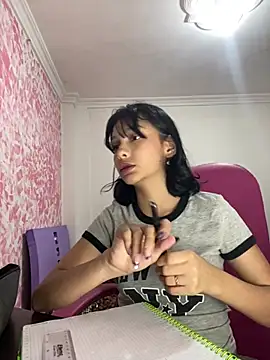 xoxo milk online show from February 2026 10:13:02 PM