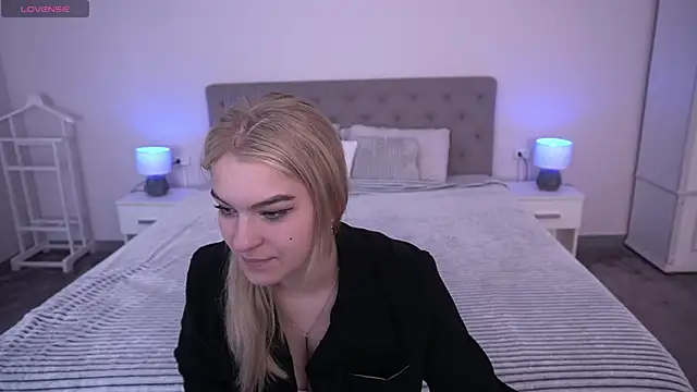 AlinaLiii online show from June 2026 05:31:02 AM