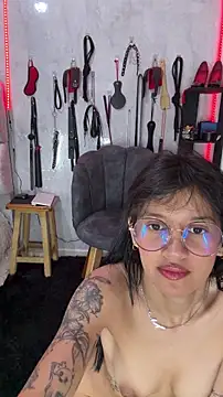 AriadneNort online show from June 2026 06:33:02 PM