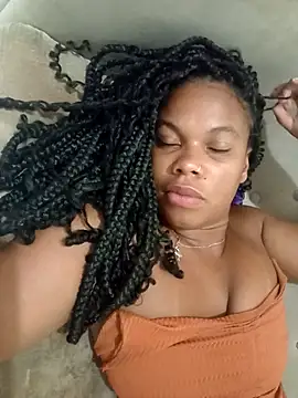 Snapshot of PrettahSantos chatting on December 2025 01:51:01 PM PrettahSantos online show from December 2025 01:51:01 PM