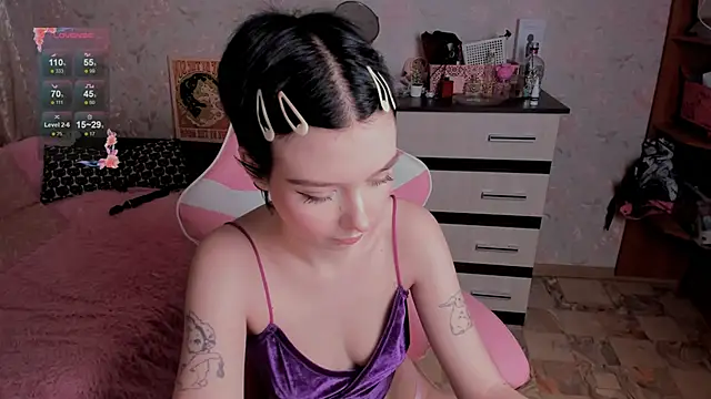 Snapshot of margopink chatting on November 2025 03:45:01 PM margopink online show from November 2025 03:45:01 PM