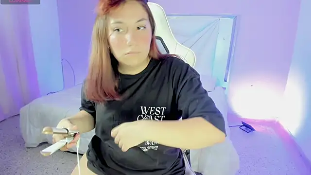 Isabela saenz online show from October 2025 03:15:01 AM