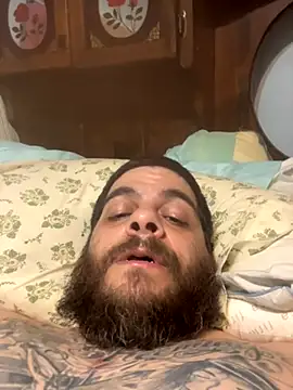 Snapshot of nowandthe chatting on October 2025 10:40:02 PM nowandthe online show from October 2025 10:40:02 PM