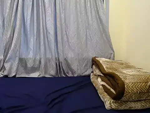 Juiceybileh online show from September 2025 09:08:02 PM