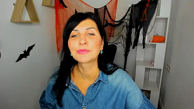 Moon Veloure1 online show from October 2025 03:19:01 AM