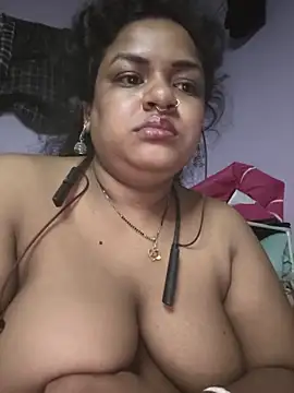 Deborbhavi222 online show from June 2026 10:13:02 PM