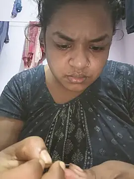 Deborbhavi222 online show from July 2026 05:37:02 PM