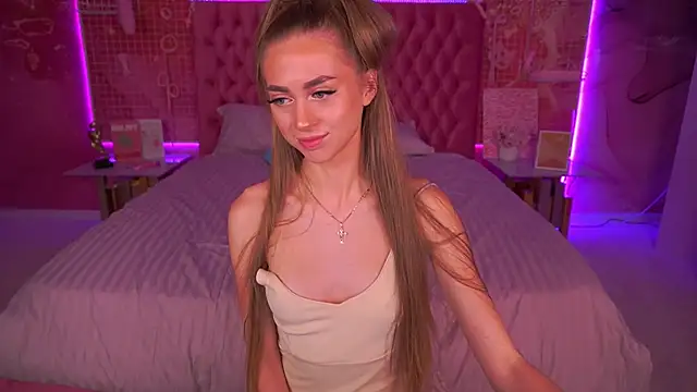 Snapshot of GoGoDream chatting on October 2025 05:51:02 AM GoGoDream online show from October 2025 05:51:02 AM