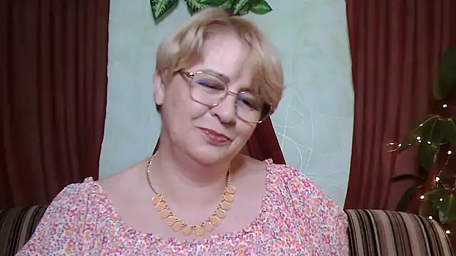 Selena-Velvet online show from October 2025 12:58:01 PM