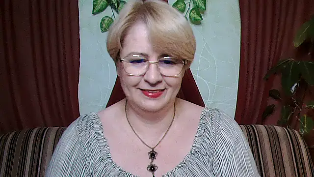 Selena-Velvet online show from October 2025 01:21:01 PM