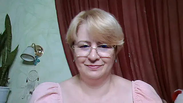 Selena-Velvet online show from November 2025 02:26:01 PM