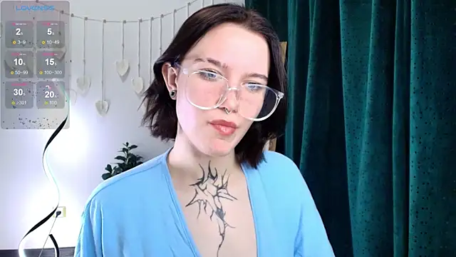 Snapshot of Elastikisss chatting on November 2025 02:43:02 AM Elastikisss online show from November 2025 02:43:02 AM