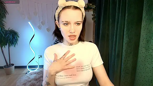 Snapshot of Elastikisss chatting on December 2025 02:27:01 AM Elastikisss online show from December 2025 02:27:01 AM