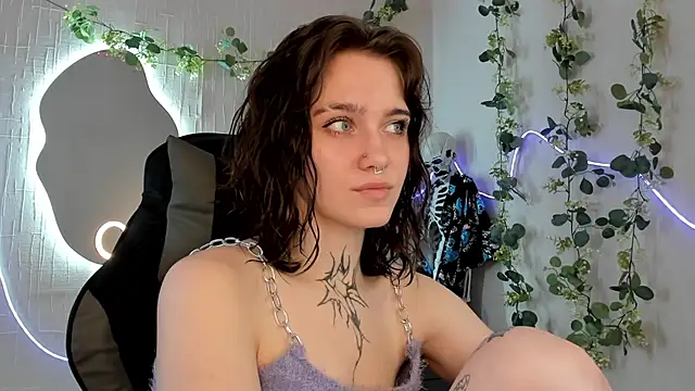 Snapshot of Elastikisss chatting on April 2026 06:25:02 AM Elastikisss online show from April 2026 06:25:02 AM