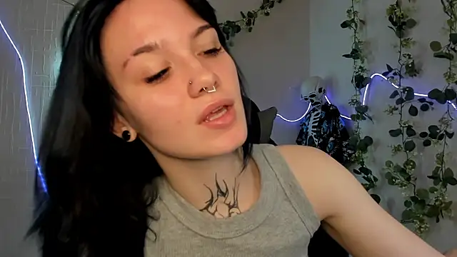 Snapshot of Elastikisss chatting on May 2026 05:35:01 AM Elastikisss online show from May 2026 05:35:01 AM