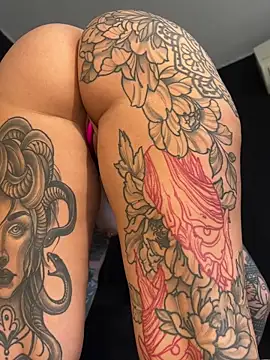 charlotteemerson123 online show from December 2025 04:14:01 PM