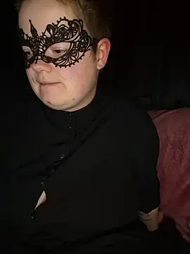 Katy2323 online show from October 2025 07:33:02 PM