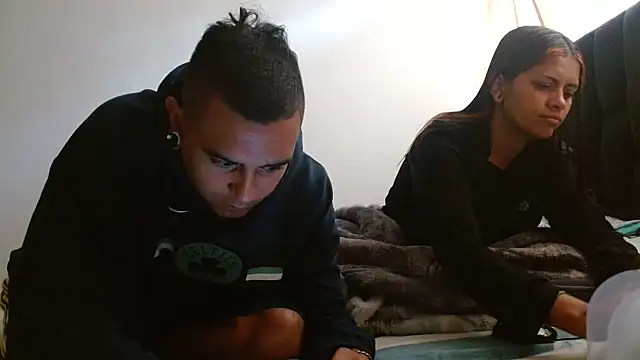 Carlandelli1 online show from October 2025 11:42:01 AM