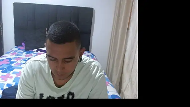 Carlandelli1 online show from October 2025 02:02:05 AM