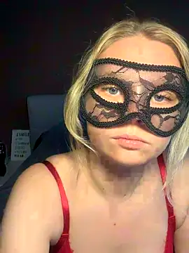 Snapshot of Cherrycolada chatting on October 2025 10:05:02 AM Cherrycolada online show from October 2025 10:05:02 AM