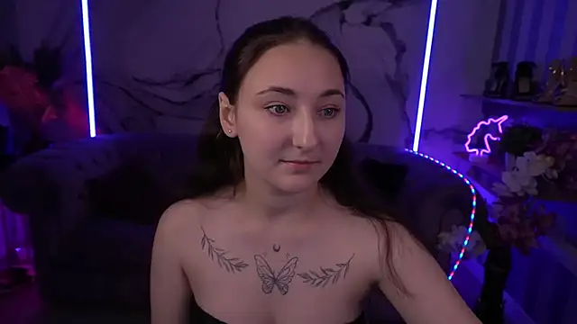 Snapshot of SashaDuvalle chatting on September 2025 02:11:01 PM SashaDuvalle online show from September 2025 02:11:01 PM